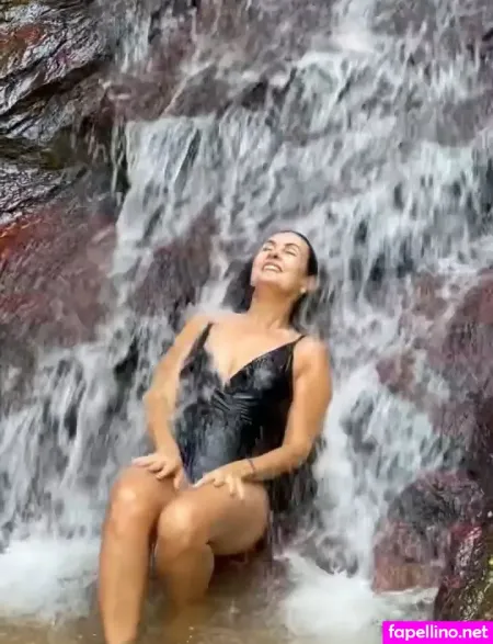 Fatima Bernardes OnlyFans Thumbnail #4lPE6CiOwa