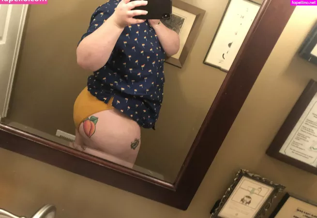 Fatjuicypeach OnlyFans Thumbnail #zAL7CQALoz