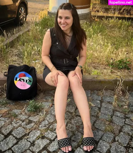 Fatma Mittler Solak OnlyFans Thumbnail #VkXZNmJJ99