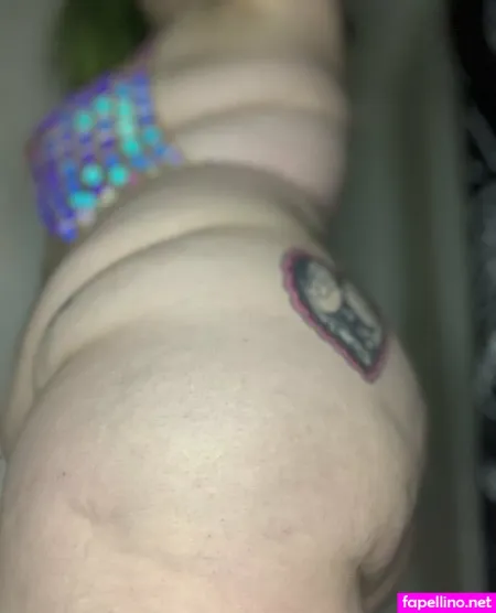 Fatmilkymomma69 OnlyFans Thumbnail #o4Ptl2P9tT