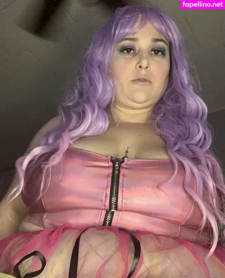 Fatmilkymommafree OnlyFans Thumbnail #B0DMdnv1g7