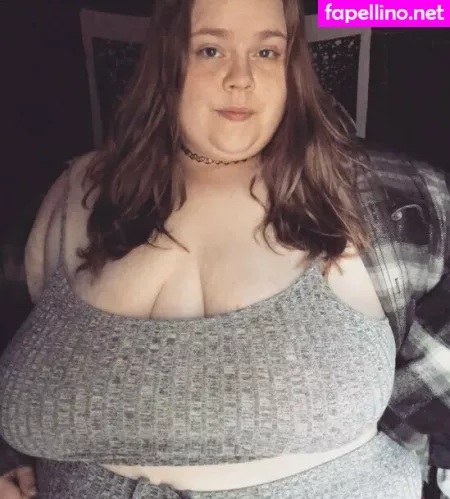 Fatstonerchick Free OnlyFans Thumbnail #7r2hT2bn8E