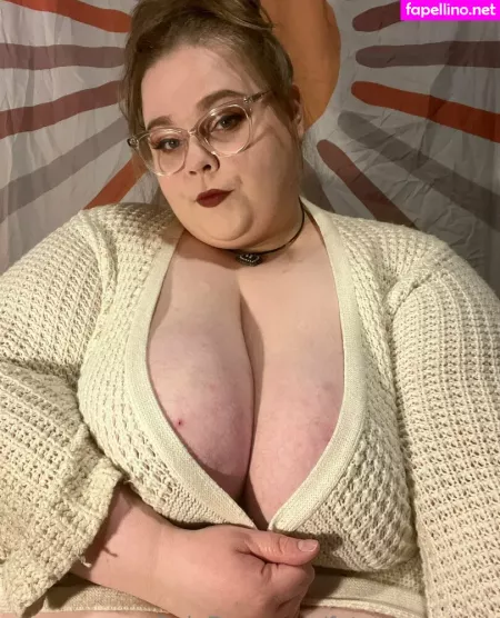 Fatstonerchick OnlyFans Thumbnail #2SYYxJPgLS