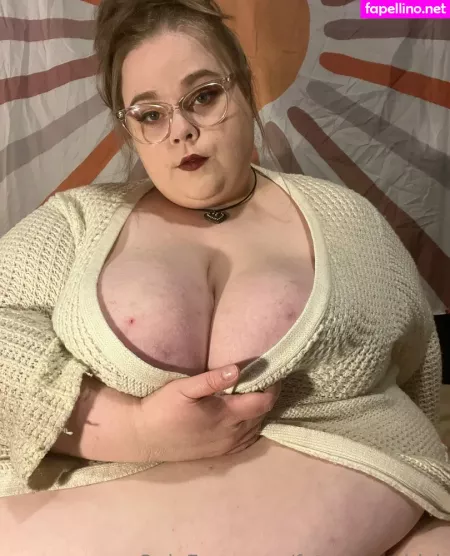 Fatstonerchick OnlyFans Thumbnail #FUIuTS4YT5