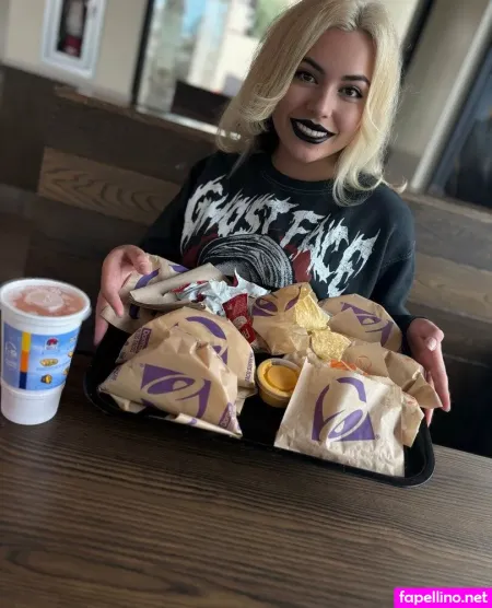 Fattenmepiggy OnlyFans Thumbnail #cVD8dppoHH