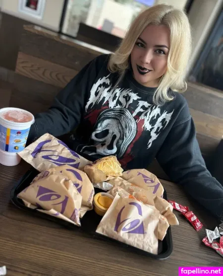 Fattenmepiggy OnlyFans Thumbnail #xfgqTRp0TG