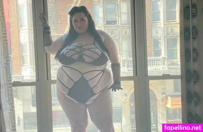 Fatty Goddess Eliza Allure OnlyFans Thumbnail #bMMERPxgxF