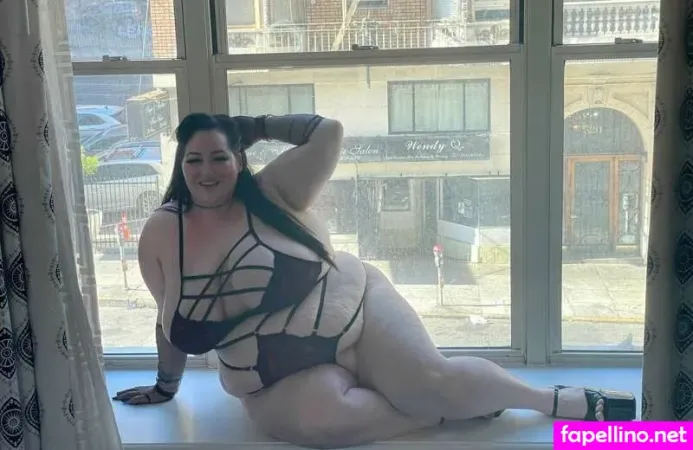Fatty Goddess Eliza Allure OnlyFans Thumbnail #sMy5vfbMNq