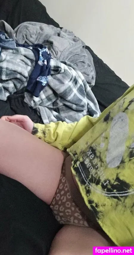 Fauxpheonix5415 OnlyFans Thumbnail #Uy78cdgURF