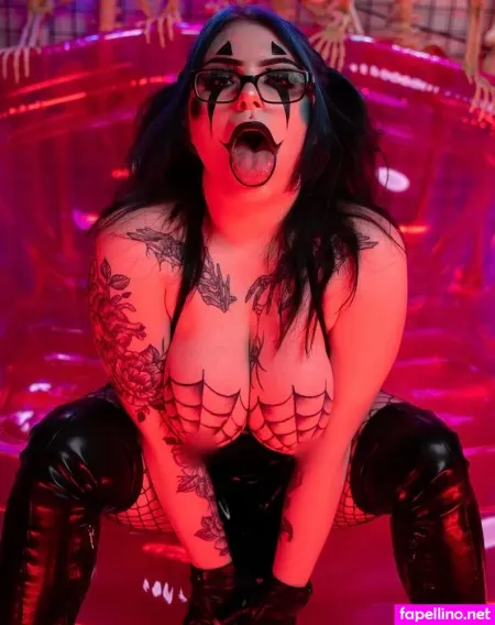 Fav Goth Slut OnlyFans Thumbnail #8cZOXpvZ9m