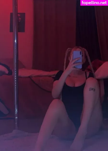 Favewaifu OnlyFans Thumbnail #VsThqfAhCD