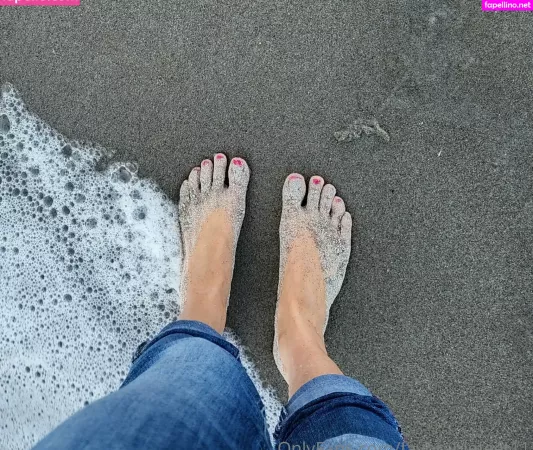 Favorablefeet11 OnlyFans Thumbnail #cUszXwMFHw