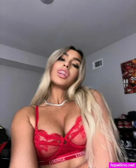 Favoriteprincesskk OnlyFans Thumbnail #G4FrAQoABy