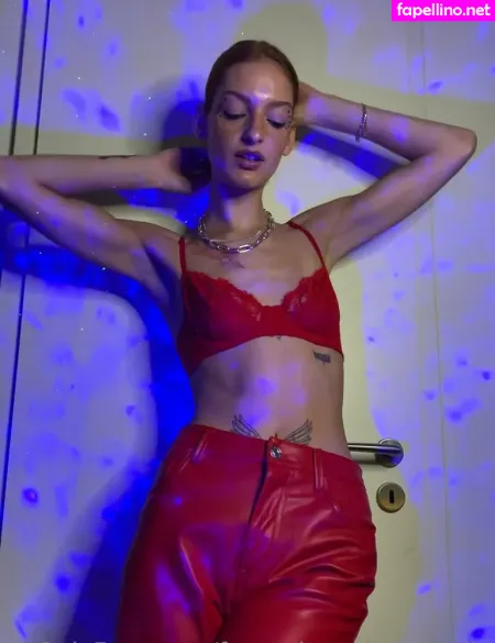 Favouriteredheadbella OnlyFans Thumbnail #06gclTYr0p