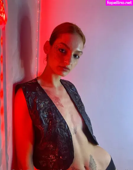 Favouriteredheadbella OnlyFans Thumbnail #5eNUGykg4m