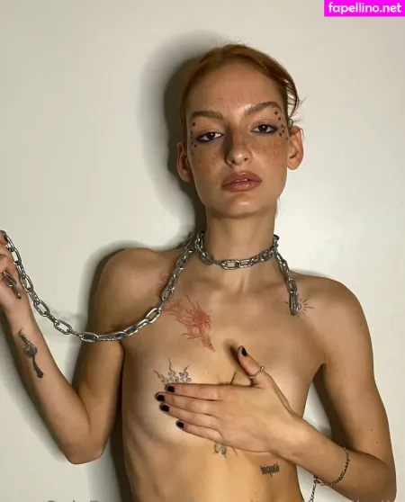 Favouriteredheadbella OnlyFans Thumbnail #CiMM2fEK6c