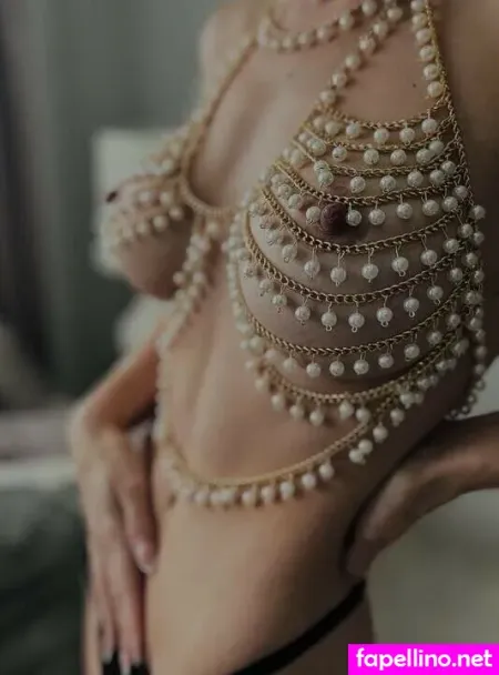 Faye Arlo OnlyFans Thumbnail #UMSNHPCKX2