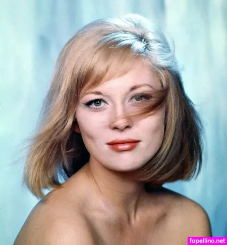 Faye Dunaway OnlyFans Thumbnail #ad9dNRDWG3