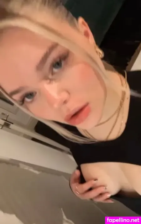 Faye Montana OnlyFans Thumbnail #DYKJOU8k3T