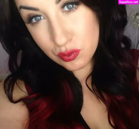 Faye Rainey OnlyFans Thumbnail #4BBzhLvBiy