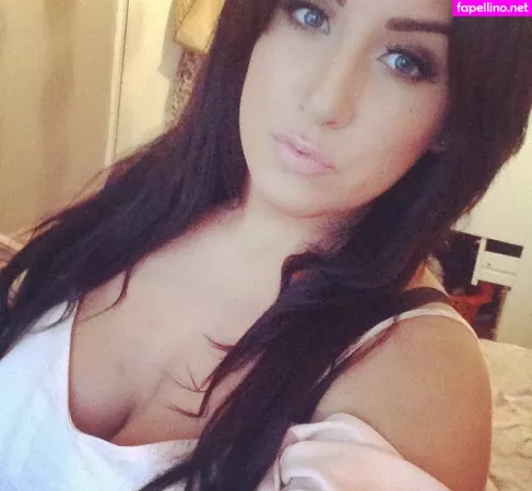 Faye Rainey OnlyFans Thumbnail #AnnTqAuJ9N