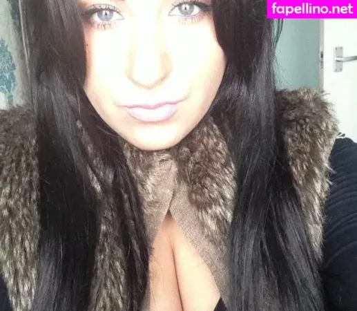 Faye Rainey OnlyFans Thumbnail #gs4V5ZMyJo