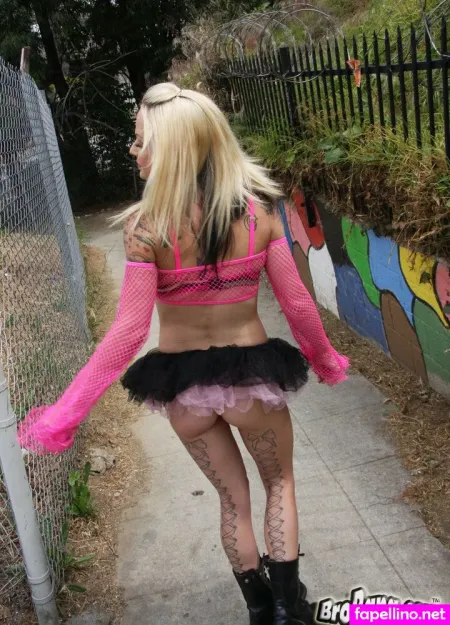 Faye Runaway OnlyFans Thumbnail #PTqcTv5lam