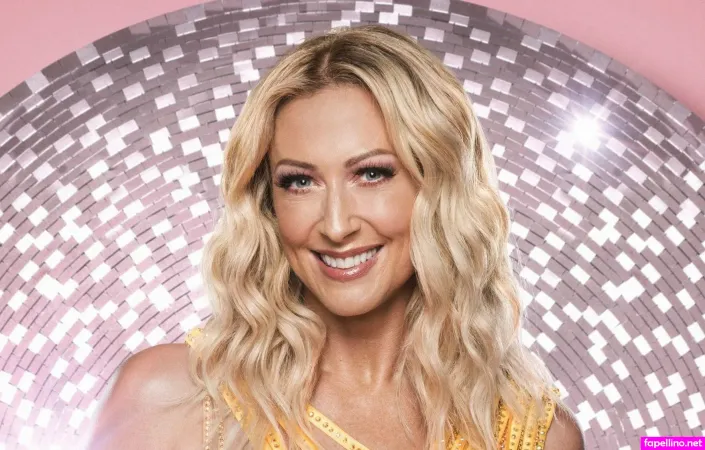 Faye Tozer OnlyFans Thumbnail #PgAPF1C9kW