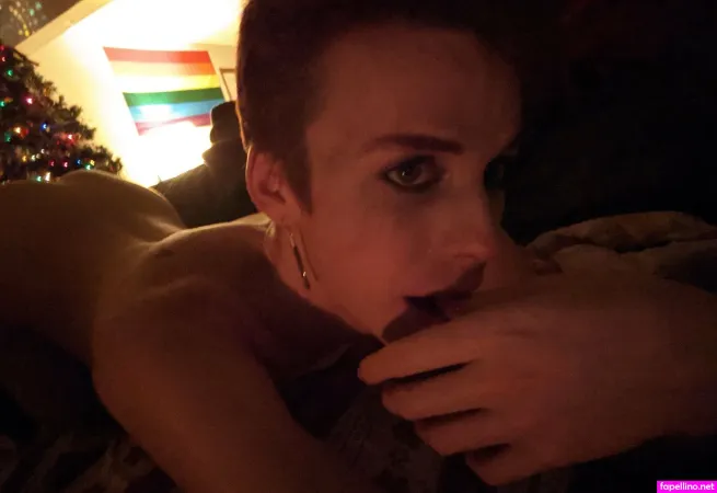 Fayehollowayoh OnlyFans Thumbnail #V9JLSEIv6t