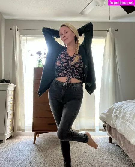 Fayelinaplays OnlyFans Thumbnail #Ia8L1Gd9Xq