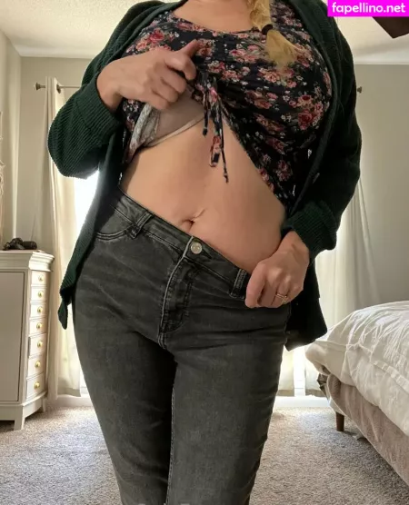 Fayelinaplays OnlyFans Thumbnail #ji6geWCWnx