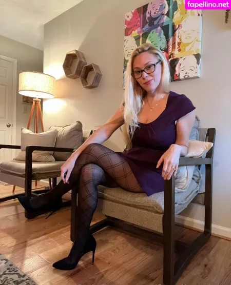 Fayelinaplays OnlyFans Thumbnail #t3KsufHjnd