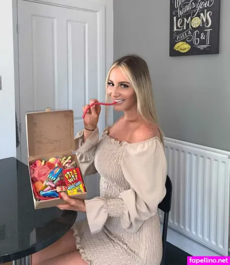 Faylee Oxenham OnlyFans Thumbnail #f3ADPj9acE