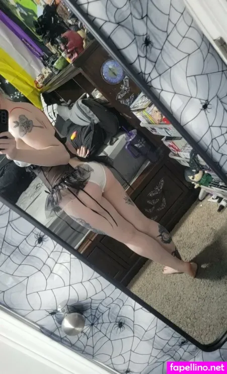 Featheredsparrow OnlyFans Thumbnail #0jlCF7vr6R