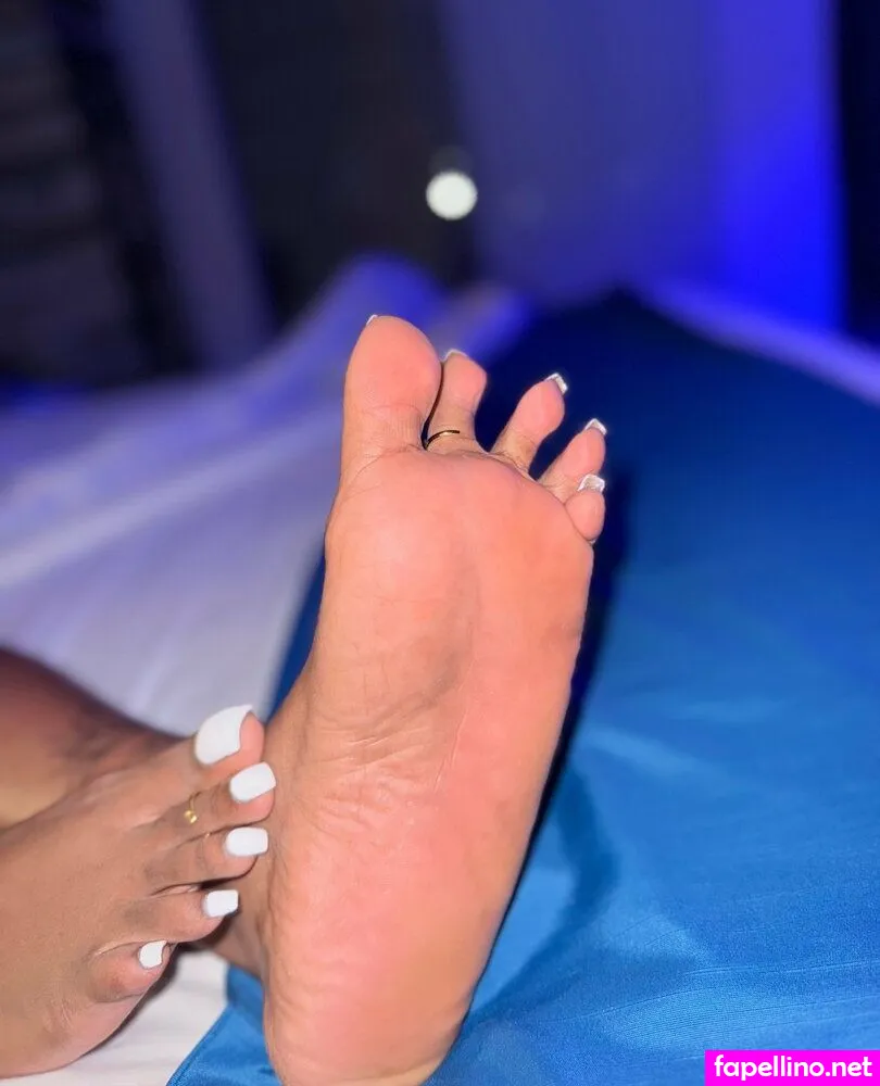 feedmecocoaa Nude Leaked OnlyFans Photo #5AC2VlVsFW