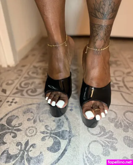 Feedmecocoaa OnlyFans Thumbnail #DLx9itshGX