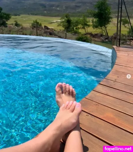 Feet Lou Main Profile Photo