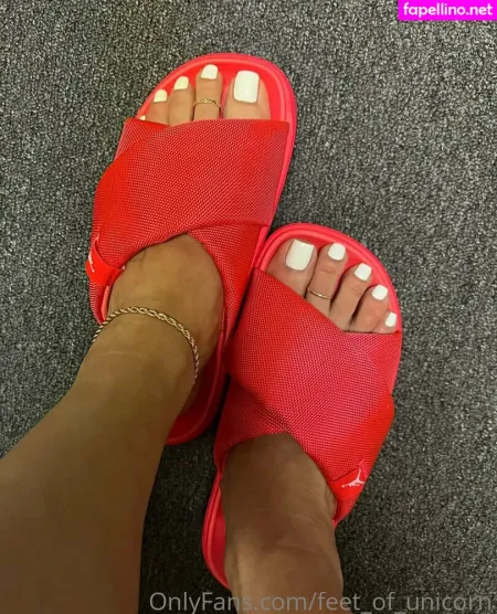 Feet Of Unicorn OnlyFans Thumbnail #4gtdCz8ha9
