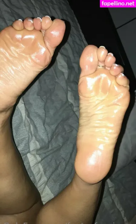 Feet Of Unicorn OnlyFans Thumbnail #E8MYUeiIOb