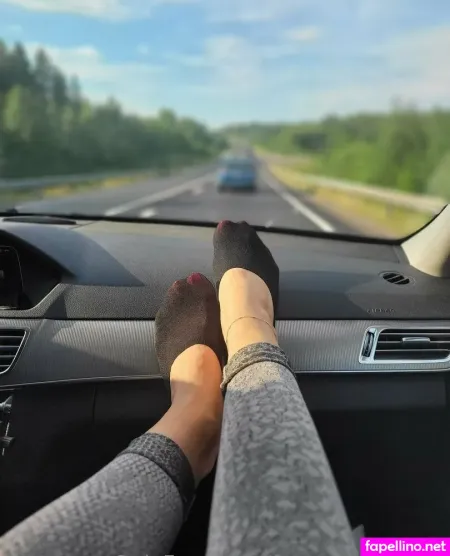 Feetandpeach85 OnlyFans Thumbnail #HVYoRkabsN