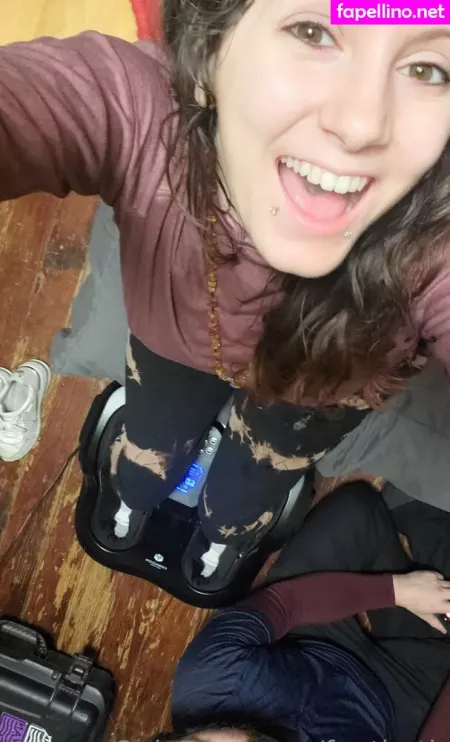 Feetbeth OnlyFans Thumbnail #wlyl5FO9KF