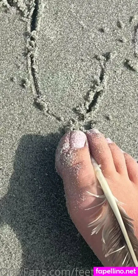 Feetbychloe69 OnlyFans Thumbnail #BXZqzQVBdD