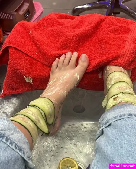 Feetbysvett 7 OnlyFans Thumbnail #CLh6bLyd1W