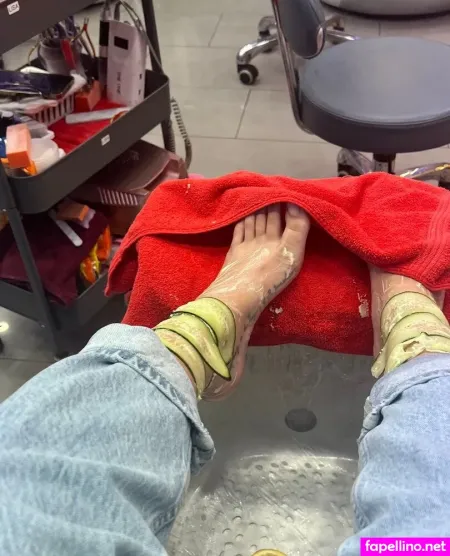 Feetbysvett 7 OnlyFans Thumbnail #JpZEUknXo0
