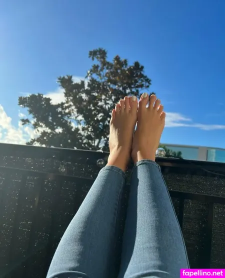 Feetbytootsiefree OnlyFans Thumbnail #RAGaRtij5u