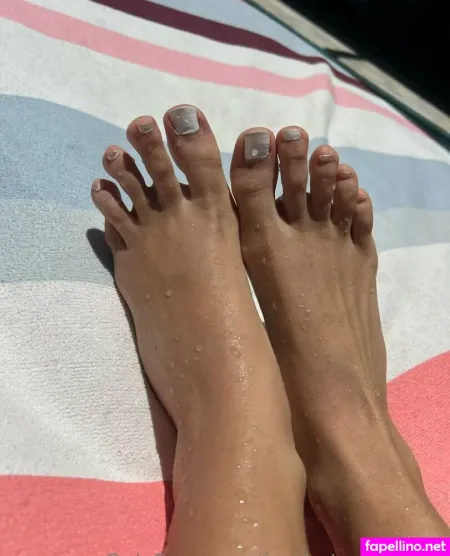 Feetbytootsiefree OnlyFans Thumbnail #mTNhKN0A6p