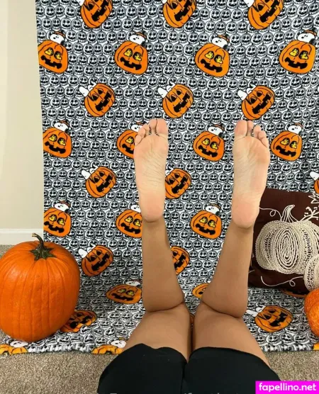 Feetbytootsiefree OnlyFans Thumbnail #sfgBvkF1gs