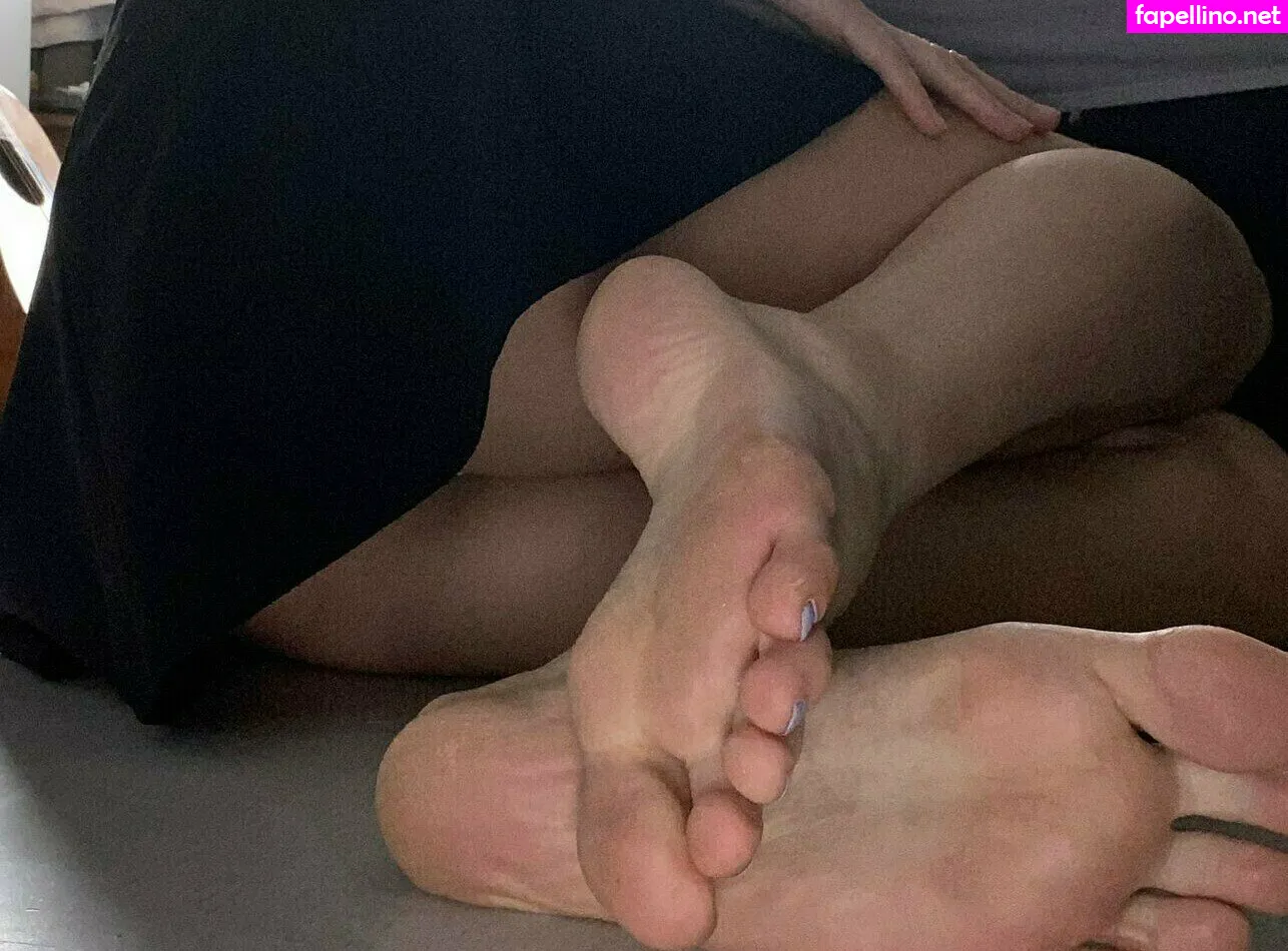 feetcinderella00, yellowcinderella_ Nude Leaked OnlyFans Photo #QTWdLKHIXl