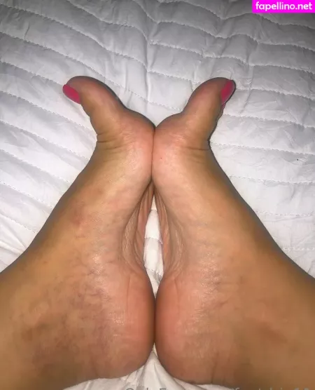 Feetdrip11 OnlyFans Thumbnail #kPpCqWrhRE