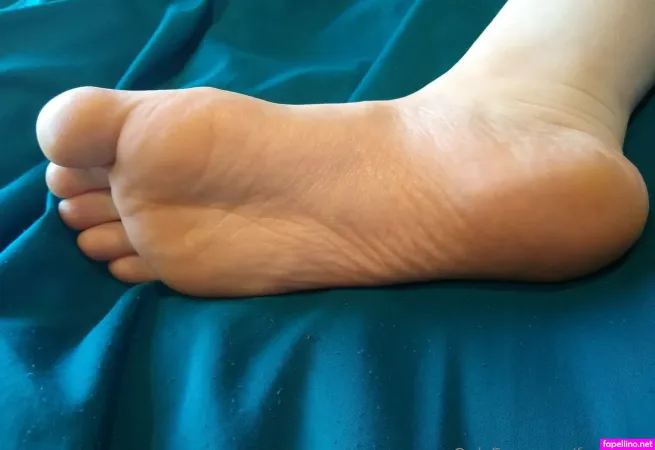 Feeteaser OnlyFans Thumbnail #VMiJAr8uEV